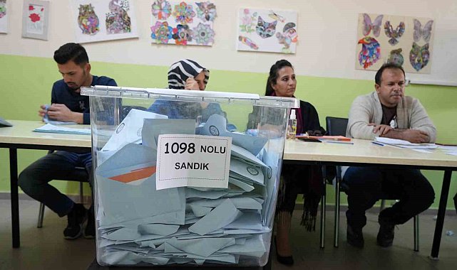 Kilis'te oy sayımı devam ediyor