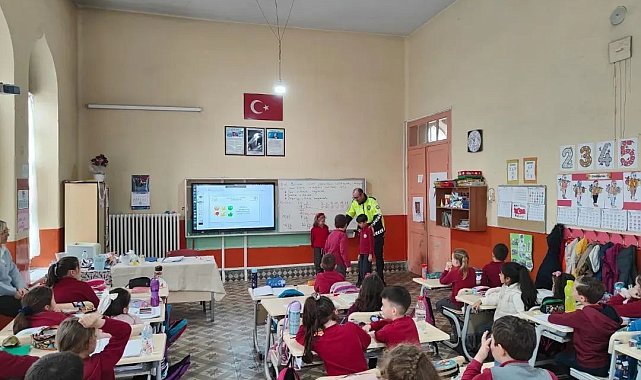 Kırklareli'nde öğrencilere trafik eğitimi