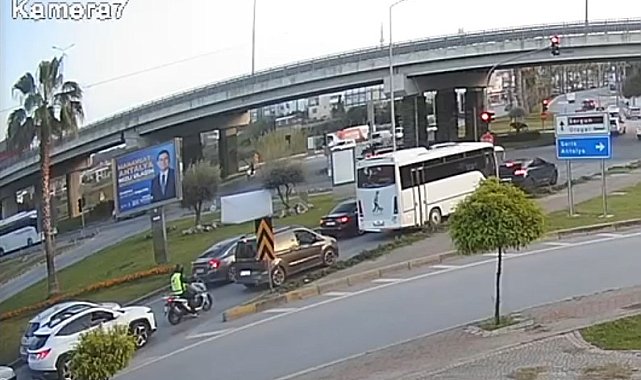 Kırmızı ışık ihlali, motosiklet sürücüsünü hayattan koparıyordu