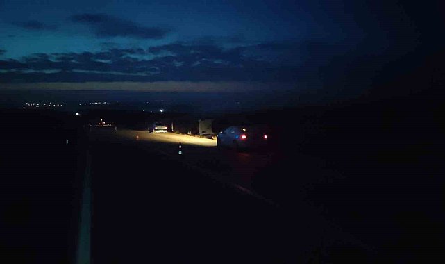 Kırşehir'de yolcu otobüsü yan yattı: 15 yaralı
