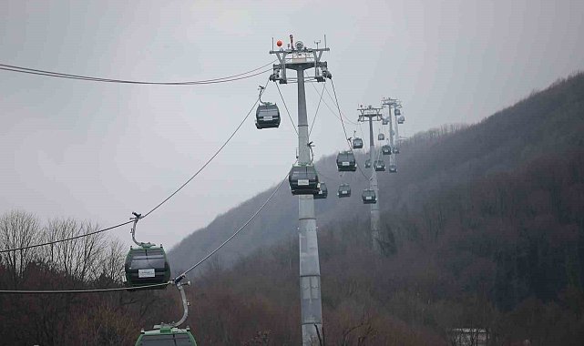 Kocaeli&#039;nin 50 yıllık rüyası gerçek oldu, teleferik Kartepe&#039;ye ulaştı