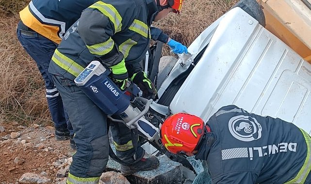 Kontrolden çıkan kamyon şarampole devrildi: 1 ölü, 1 yaralı