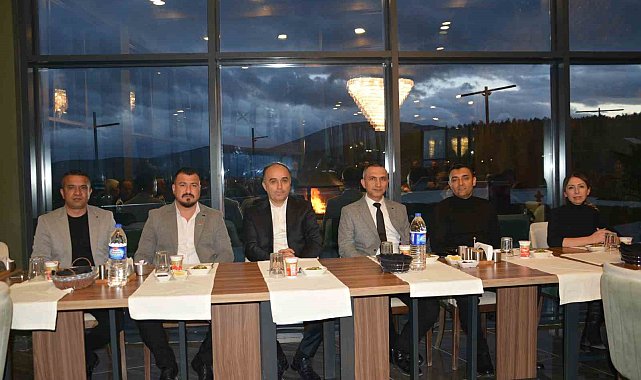 Korkuteli'nin 58 mahalle muhtarı iftarda buluştu