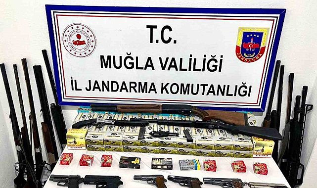 Köyceğiz'de çok sayıda silah ve mermi ele geçirildi