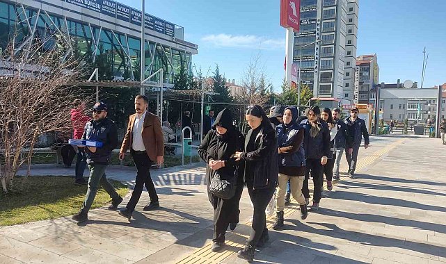 Kripto para üzerinden yüksek kar vaadiyle dolandırıcılık yapan 7 kişi adliyede
