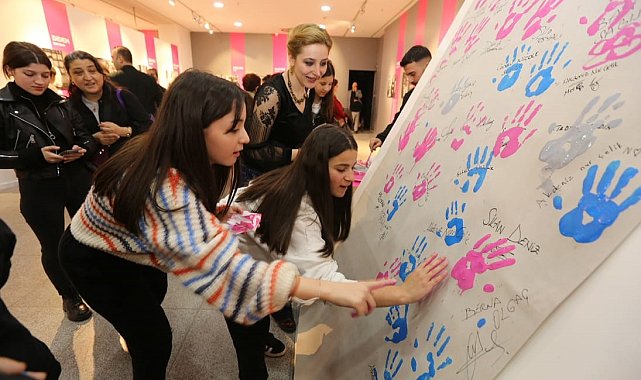 Küçükçekmece'de "Değer Katan Kadınlar" sergisi açıldı
