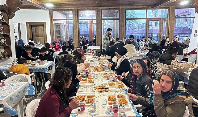 Kütahya Vakıflar Bölge Müdürlüğünden iftar