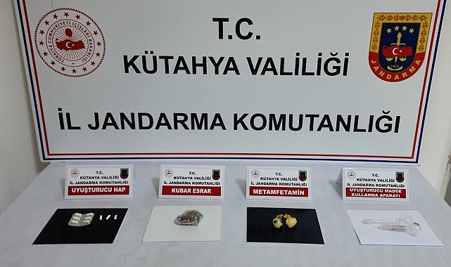 Kütahya'da jandarmadan sahur vakti uyuşturucu operasyonu: 2 gözaltı