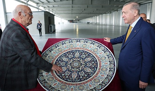 Kütahyalı çini sanatçısından Erdoğan'a doğum günü hediyesi