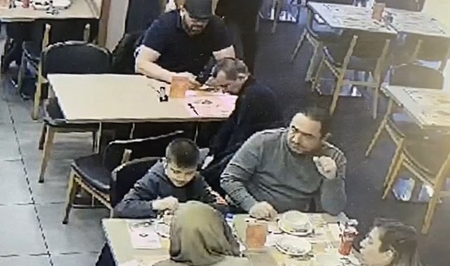 Lokantada &quot;cepçilik&quot; yapan hırsız kamerada