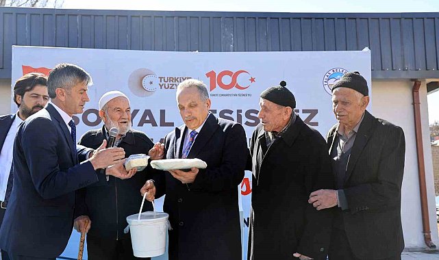 Mahalle muhtarından Mustafa Yalçın'a övgü: "Yalçın başkan kadar kırsala sahip çıkan görmedim"