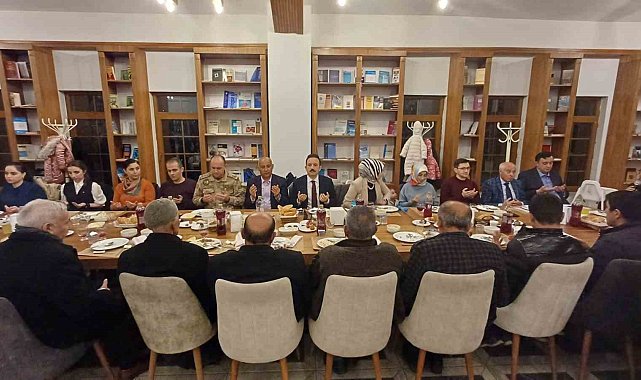 Malazgirt'te şehit aileleri ve gaziler iftar yemeğinde bir araya geldi