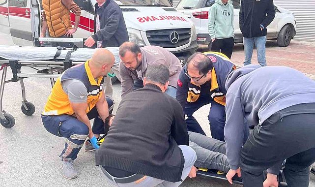 Manavgat'ta 3 araçlı zincirleme kaza: 2 yaralı