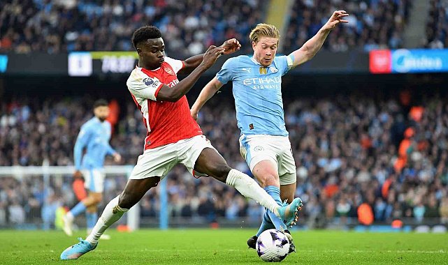 Manchester City - Arsenal maçında kazanan çıkmadı: Yeni lider Liverpool