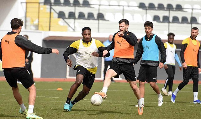 Manisa FK, Çorumspor hazırlıklarını sürdürüyor