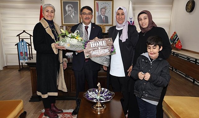 Manisa Otizm Derneği'nden Başkan Çelik'e hizmet teşekkürü