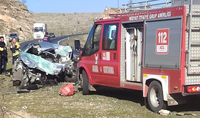 Mardin'de tanker ile otomobil çarpıştı: Öğretmen hayatını kaybetti