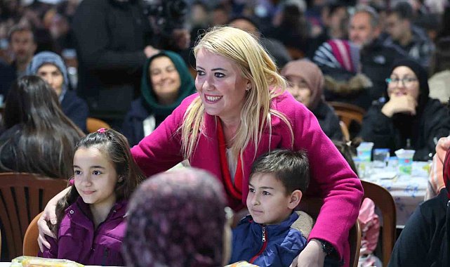 Merkezefendi'nin iftar sofrası bu kez Mehmet Akif Ersoy Mahallesi'nde kuruldu