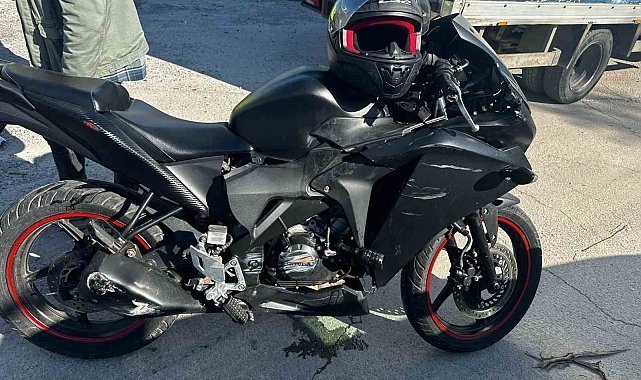 Milas'ta iki motosiklet çarpıştı: 2 yaralı