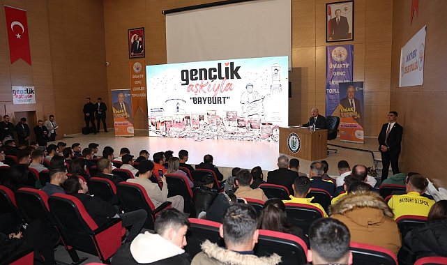 Milli Savunma Bakanı Güler, Bayburt'ta gençlerle buluştu