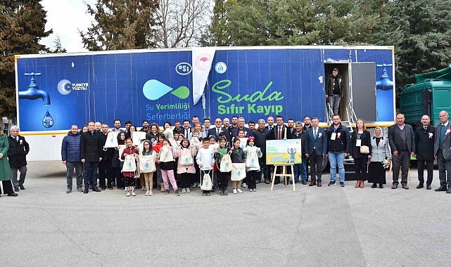 Minik eller suyu korumak için eğitim aldı