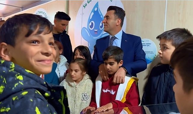 Miniklerle birlikte 'Su Tasarruf Tırında' bilgilendirme