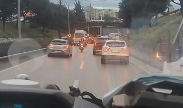 Motosiklet sürücüsü 112 ambulansı için fermuar sistemi yaptırdı