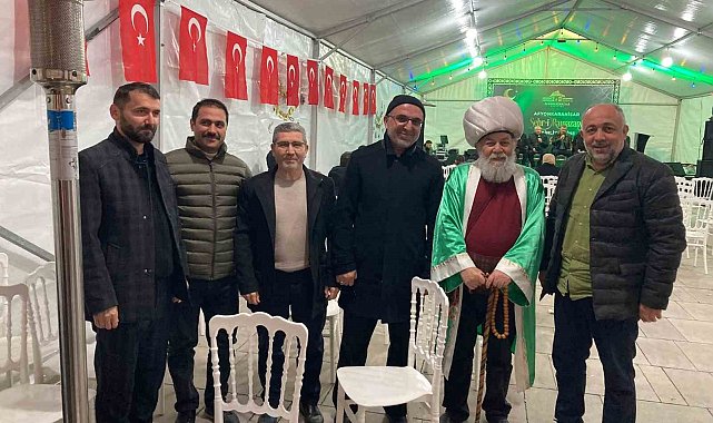 Müdürler iftarını üniversite öğrencileriyle yaptı