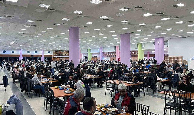 Muğla, Aydın ve Denizli'de her gün 6 bin Üniversiteliye iftar yemeği