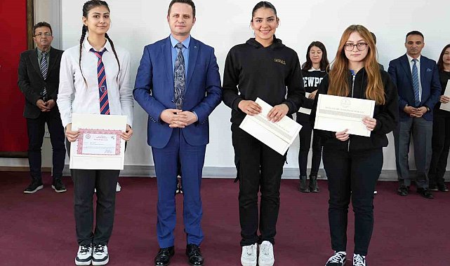 Muğla'da İstiklal Marşı'nı güzel okuma yarışması il finali yapıldı