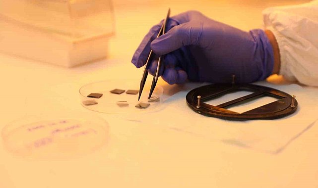 Niğde Ömer Halisdemir Üniversitesi&#039;nde güneş pillerinin verimliliği yüzde 40 artırıldı
