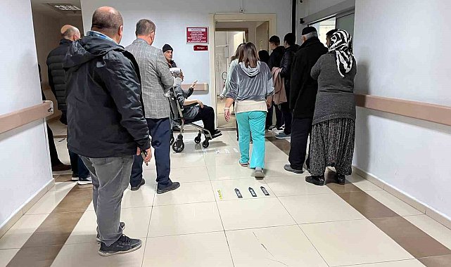 Niğde'de otomobil takla attı, 3 öğretmen yaralandı