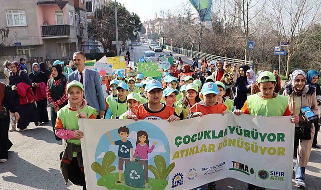 Öğrencilerden sıfır atık yürüyüşü