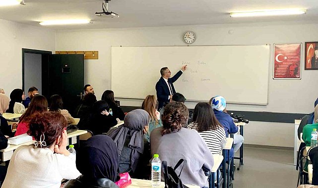 Öğrencilere medeni hukukun güncel meseleleri anlatıldı