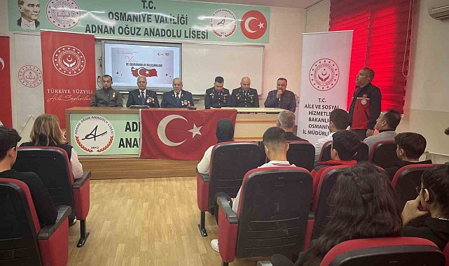 Osmaniye'de gaziler öğrencilerle buluştu