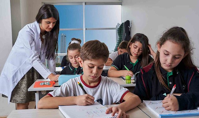 Pamukkale Adayı Pekdemir ücretsiz eğitim projelerini anlattı