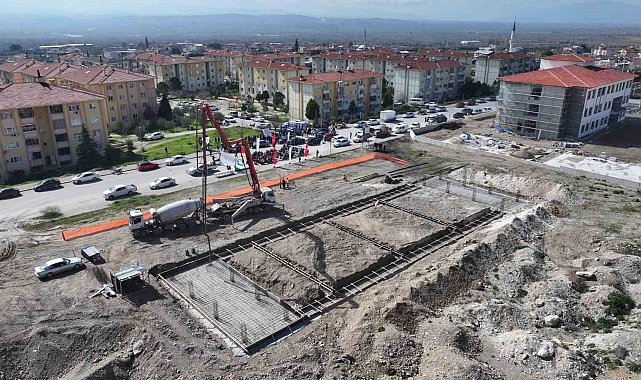 Pamukkale'de 10 kapalı pazaryeri ve sosyal tesisin temeli atıldı