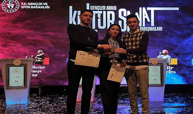 PAÜ öğrencileri bilgi yarışmasında bölge ikincisi oldu