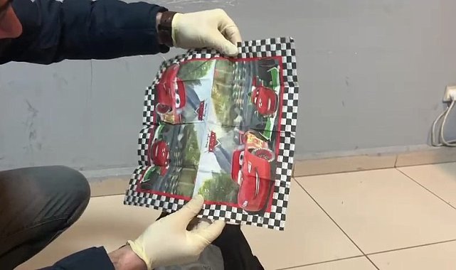 Peçeteye emdirilmiş 2 bin içimlik bonzaiyi "Çakır" buldu