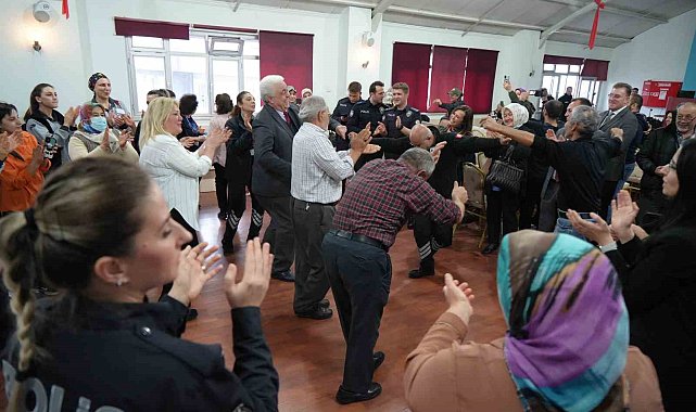 Polis adaylarından kanser hastalarına moral konseri