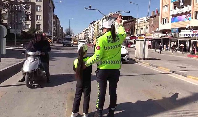 Polis olma hayali kuran minik Ada'ya büyük sürpriz
