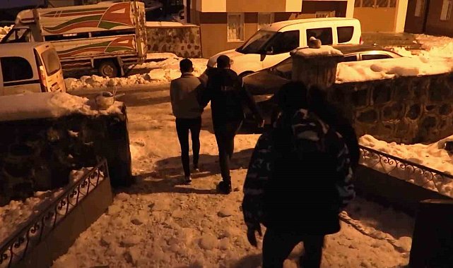 Polisten terör örgütü propagandasına operasyon