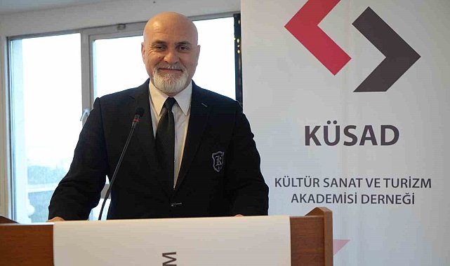 Prof. Dr. Eker: "Kültür savaşları çağındayız"