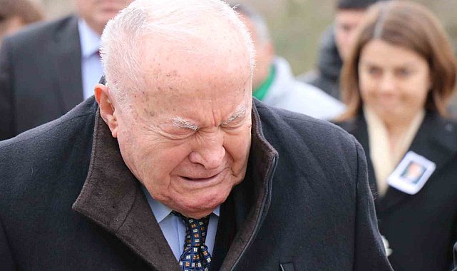 "Bolu'nun Babasını" anarken gözyaşlarını tutamadı