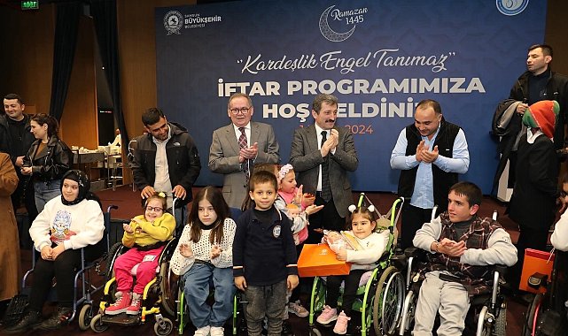 "Kardeşlik Engel Tanımaz" iftar programı