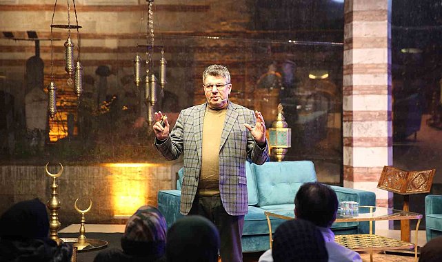 Ramazan sohbetlerinin ikinci konuğu Alişan Kapaklıkaya oldu