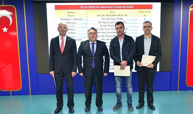 Rektör Özölçer Mühendislik Fakültesi Akademik Genel kuruluna katıldı