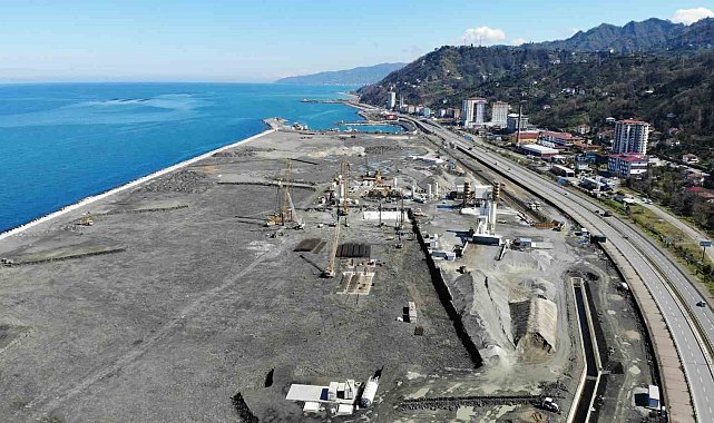 Rize Şehir Hastanesi'nin dolgu çalışmalarında sona gelindi