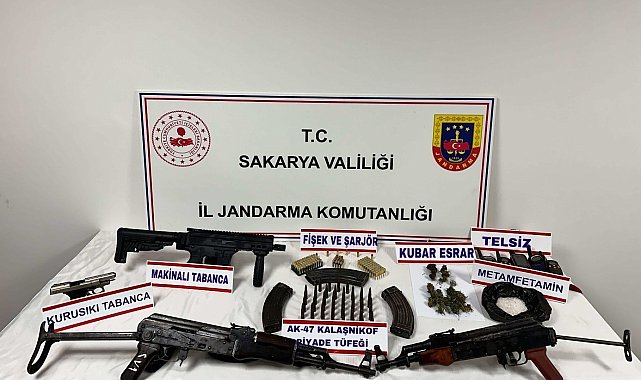 Sakarya'da 2 adet kalaşnikof ele geçirildi
