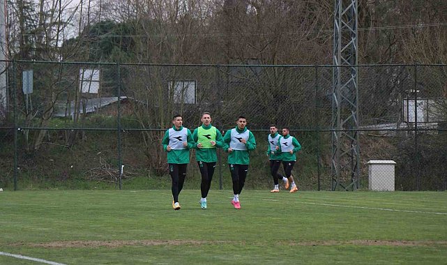 Sakaryaspor, Şanlıurfaspor mesaisine başladı